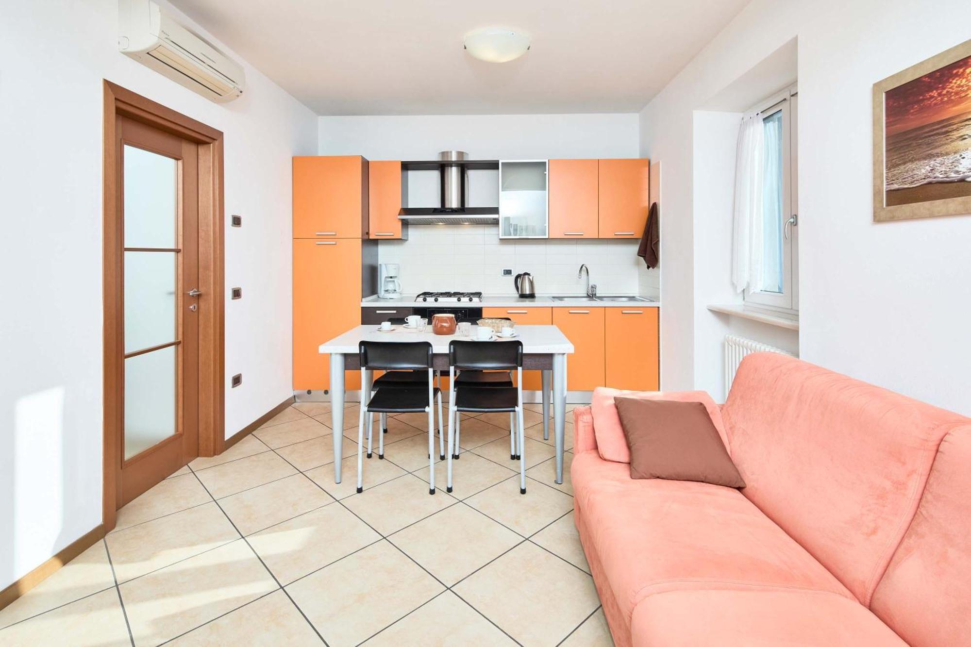 Bella Villa Apartments ริวาเดลการ์ดา ภายนอก รูปภาพ